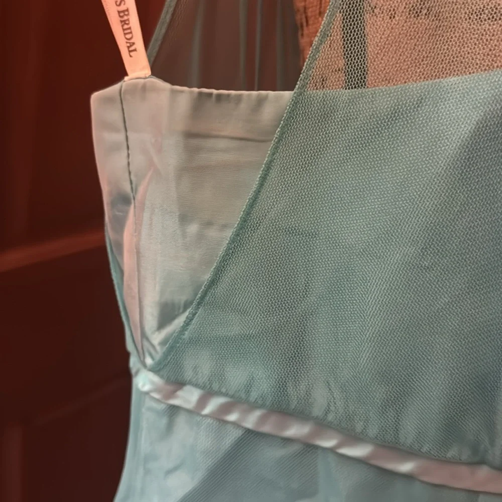 David’s Bridal🩵 teal dress like new - Picture 3 of 12